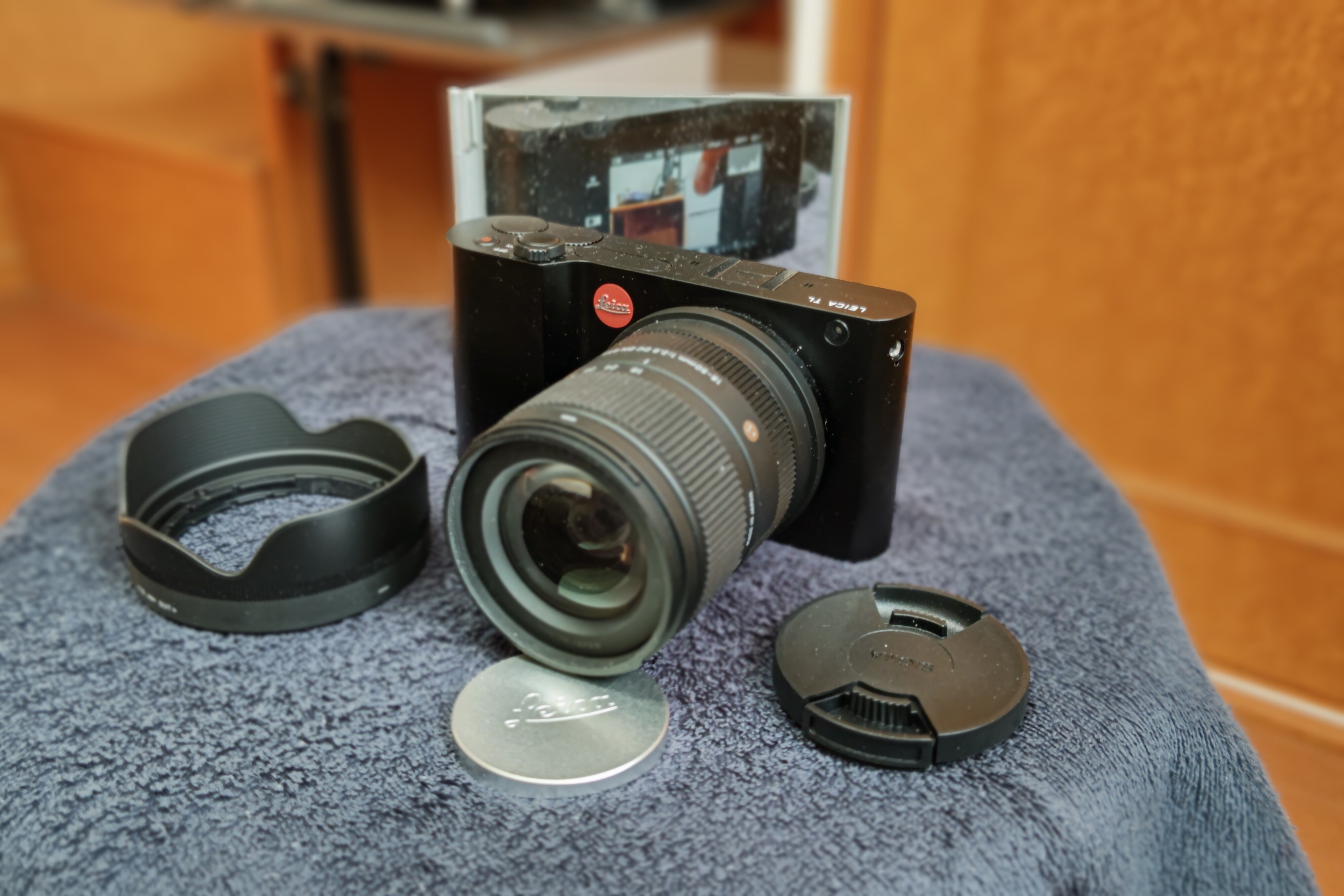 Leica TL + Sigma 標準ズームレンズ：Leitz Phone 1 アウトカメラで撮影